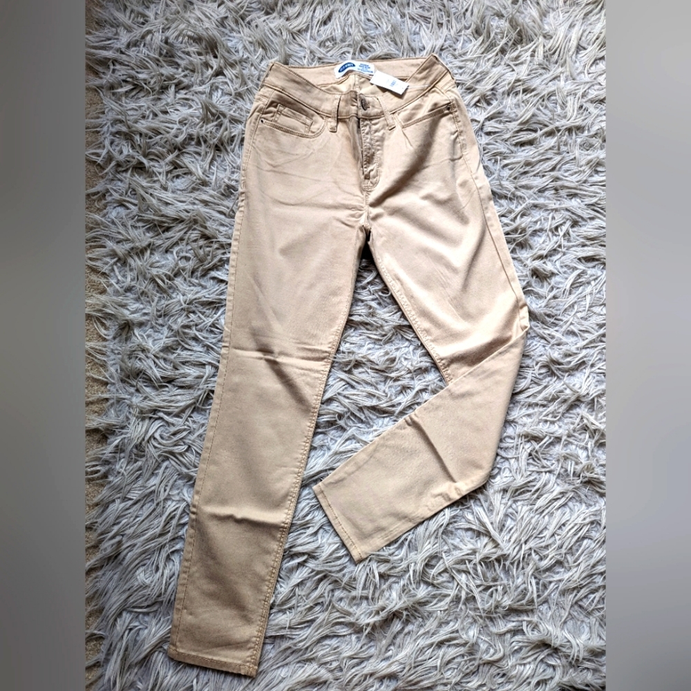 Old Navy Rockstar Khaki Pants - size 6 petite, high rise, super skinny